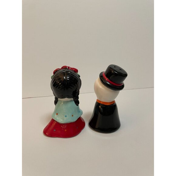 Dia de Las Muertos Salt & Pepper Shakers Set - Picture 4 of 7